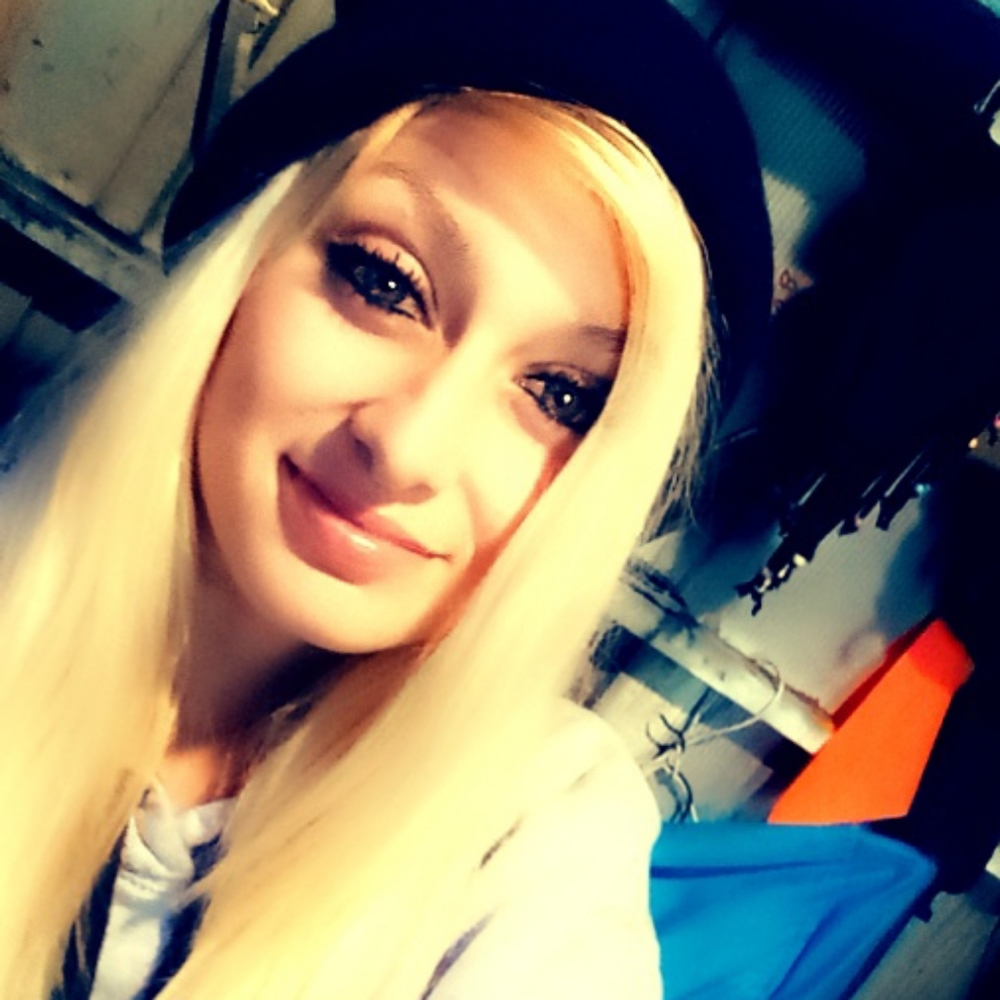 Meet your Posher, Dessie